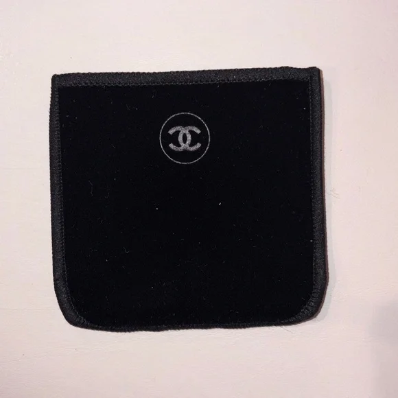 NIB CHANEL Black Compact Dual Mirror Blk Drawstring Logo Pouch Dustbag 4 ITEMS - Picture 14 of 16